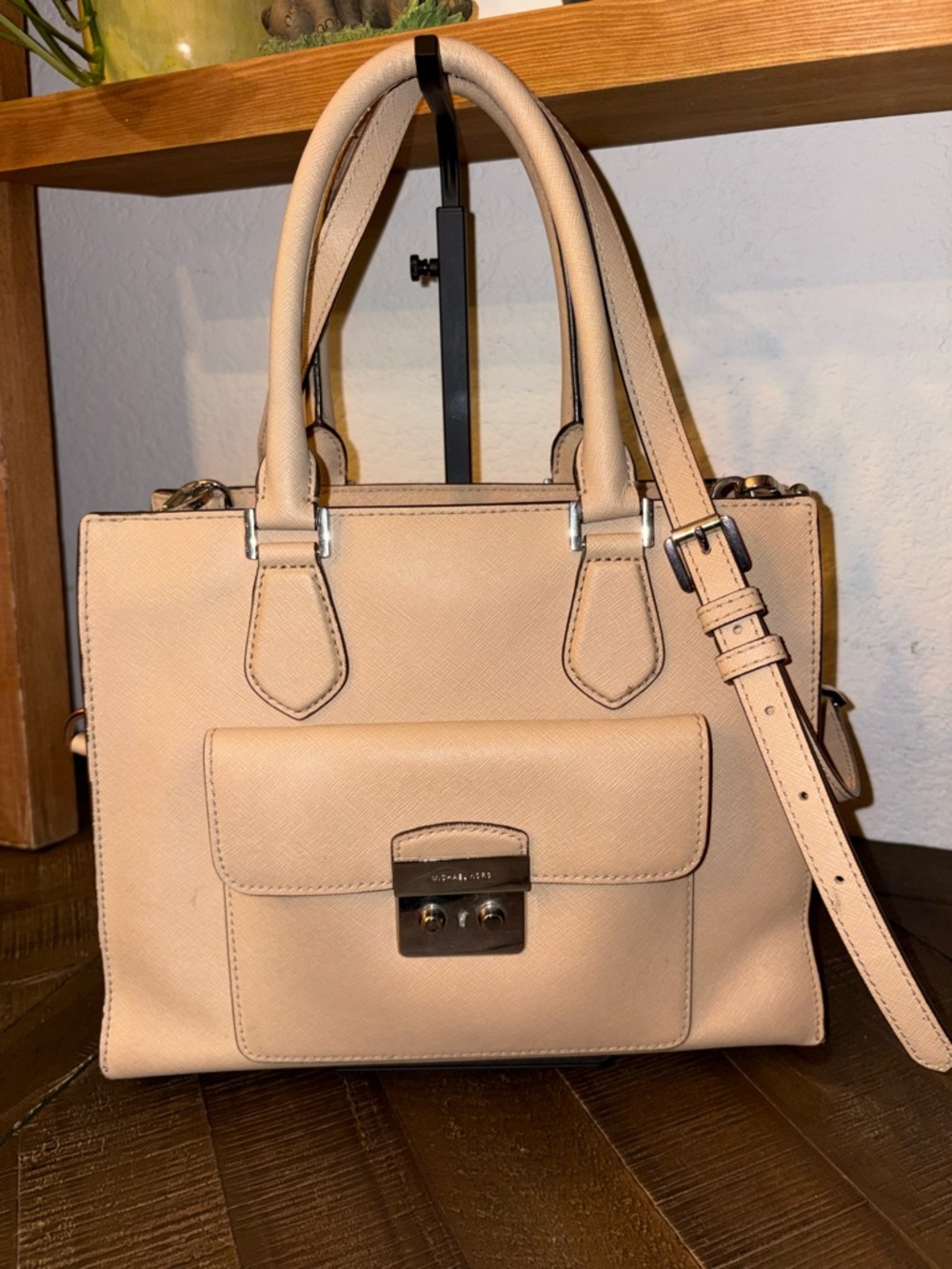 MICHAEL Michael Kors Beige Saffiano Leather Satchel Crossbody Bag